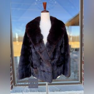 8/10 Neiman Marcus Sable Dyed Canadian Sable Real Fur Genuine Fur Rich Burgundy